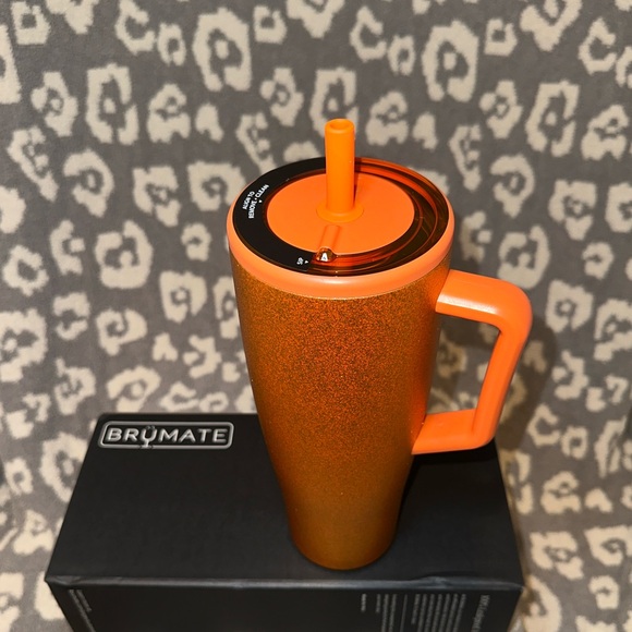 BrüMate 40oz Era Tumbler in Showtime Limited Edition 😍😍 New & Never Used 😍😍 - Picture 6 of 17
